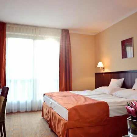 Hotel Jankovich Racalmas
